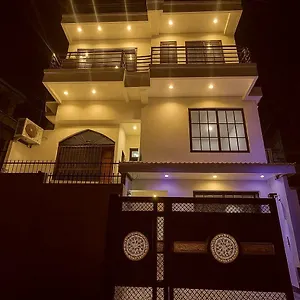 Hotel Gauri Paying