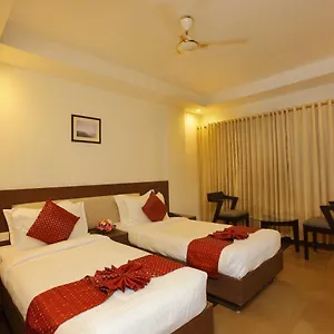Highway Palace Hotel